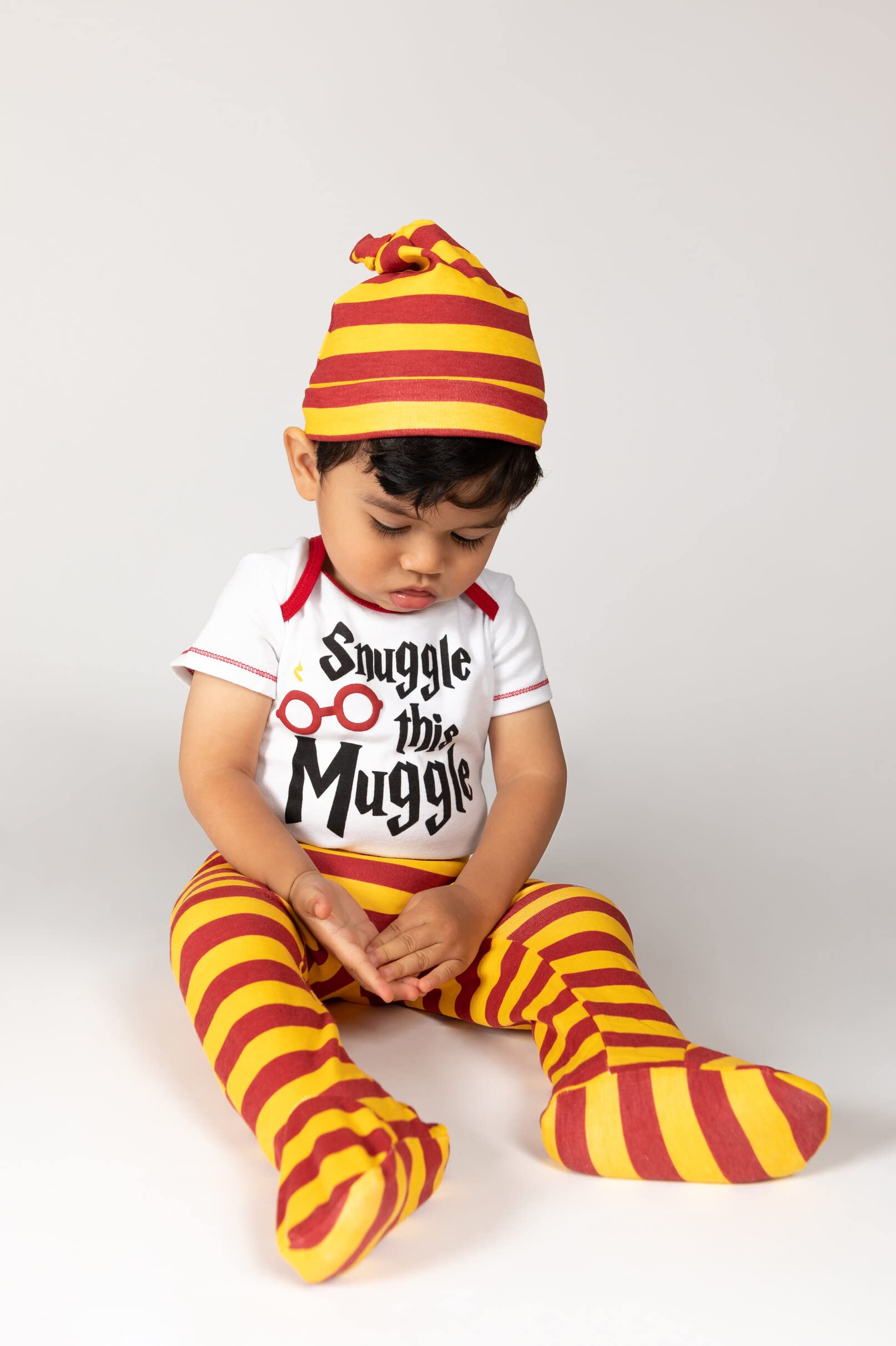 Harry Potter Gryffindor Hufflepuff Ravenclaw Baby Bodysuit Pants and Hat 3 Piece Outfit Set Newborn to Infant - Image 3