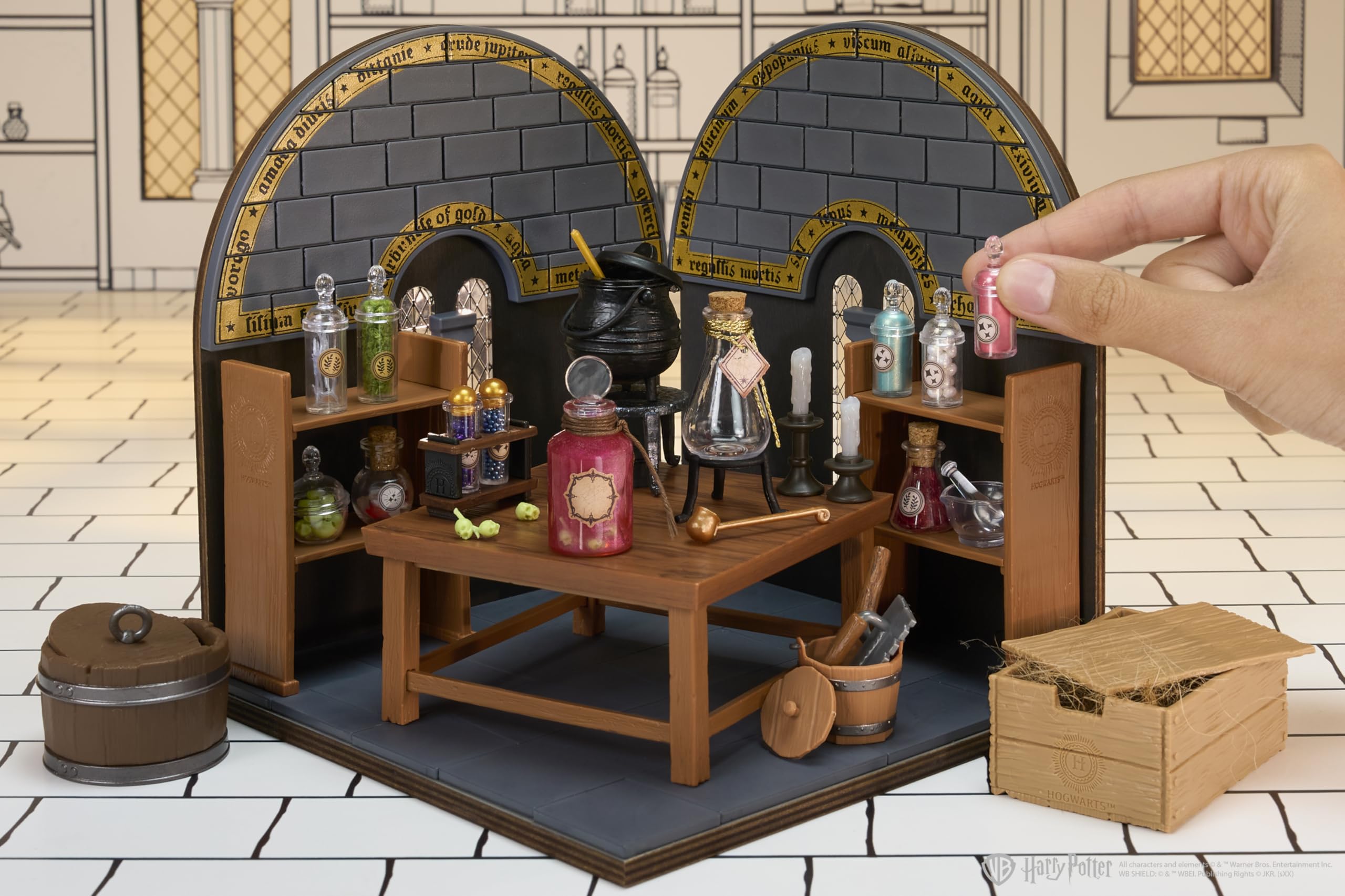 MGA's Miniverse Make It Mini Potions Class, Harry Potter Mini Collectibles, Building Set, 100+ Pieces, DIY, Resin Play, Replica Potions, Collectors, 8+ - Image 7